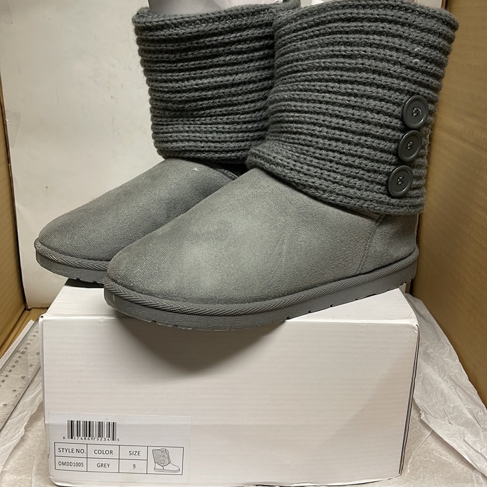 BNIB Olivia Miller woman's Winter boot size